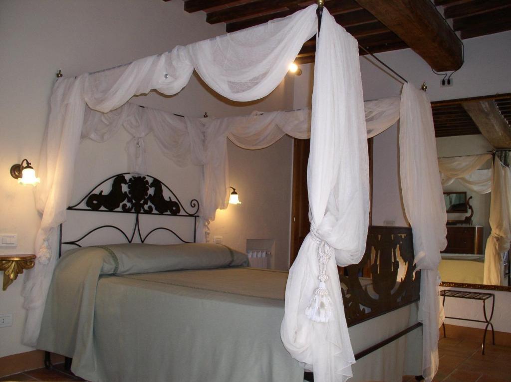 L'Arcadia Guest House Pietrasanta Ruang foto