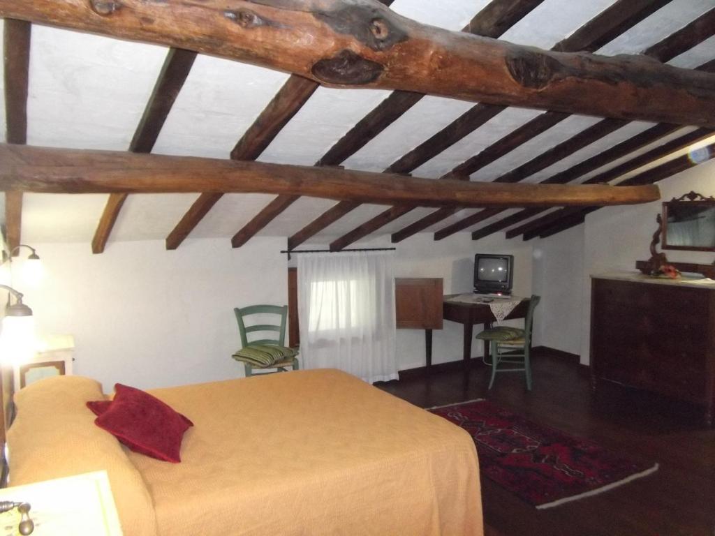 L'Arcadia Guest House Pietrasanta Ruang foto