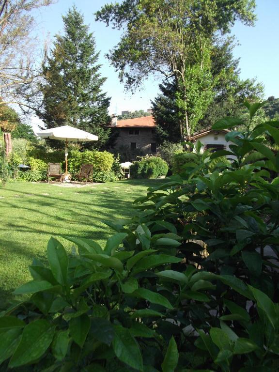L'Arcadia Guest House Pietrasanta Bagian luar foto